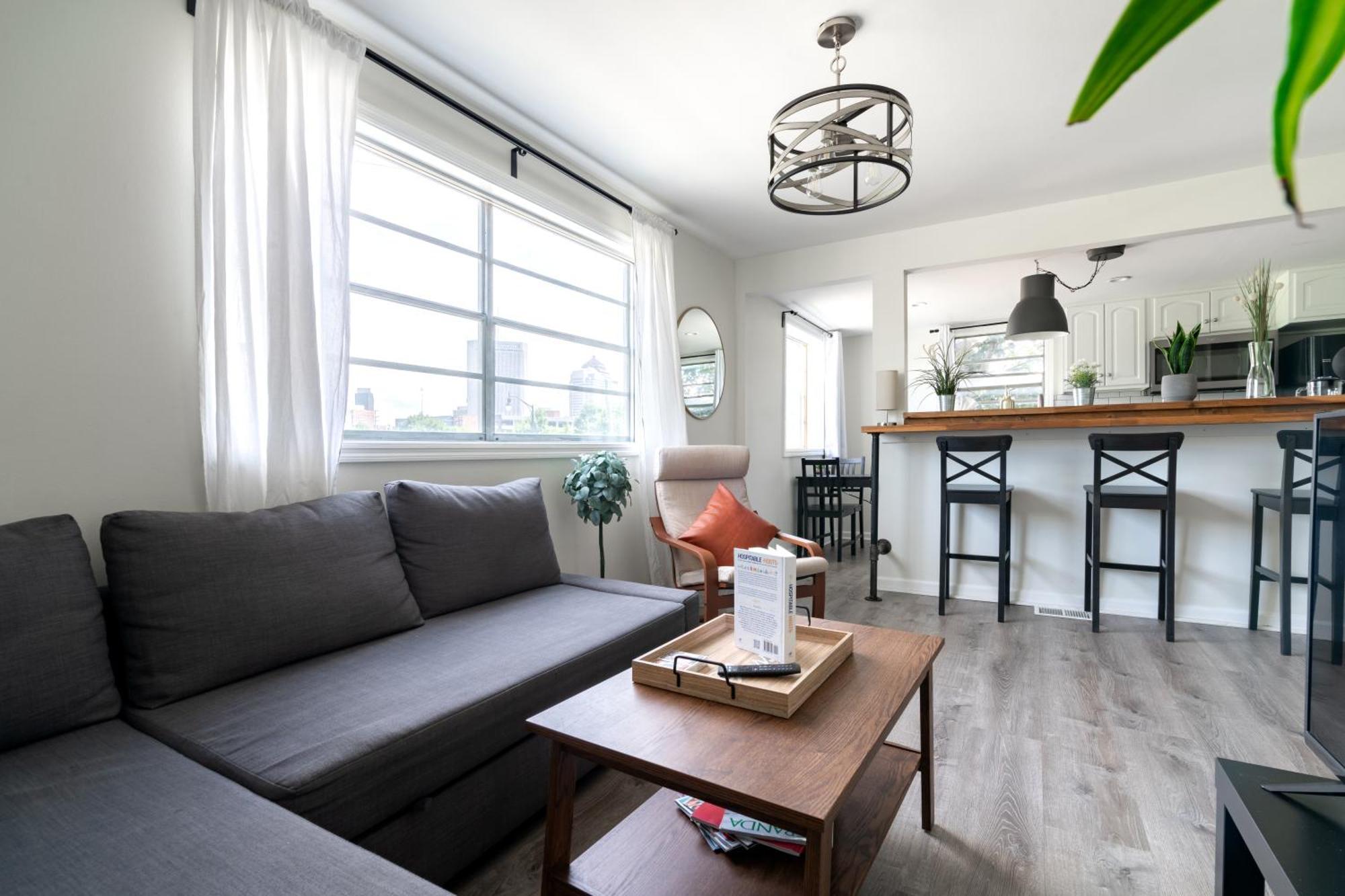 Short North Convention Private Parking Pets Villa Кълъмбъс Екстериор снимка